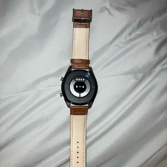 FlySwitch Smart Watch - Picture 2 of 3